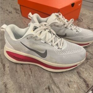 Nike Vomero 18 men’s